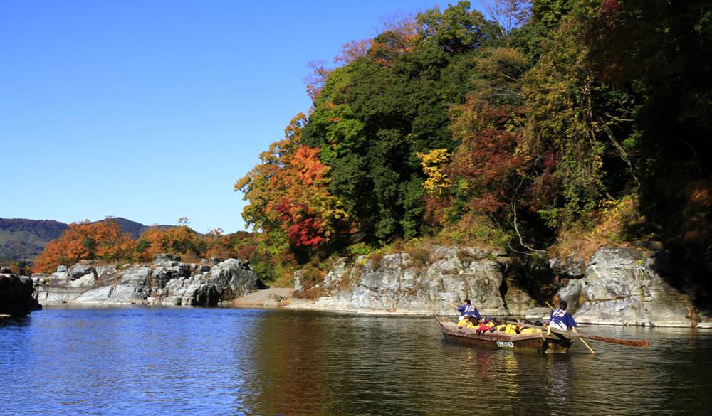 月之石紅葉公園,2022長瀞紅葉祭,長瀞紅葉祭,埼玉秩父賞楓景點,長瀞紅葉,長瀞賞楓景點,長瀞搭船溯溪,日本賞楓行程推薦,日本水上賞楓,日本賞楓,日本賞楓自由行,日本賞楓,日本紅葉預測,日本船上賞楓景點,賞楓景點,賞楓秘境