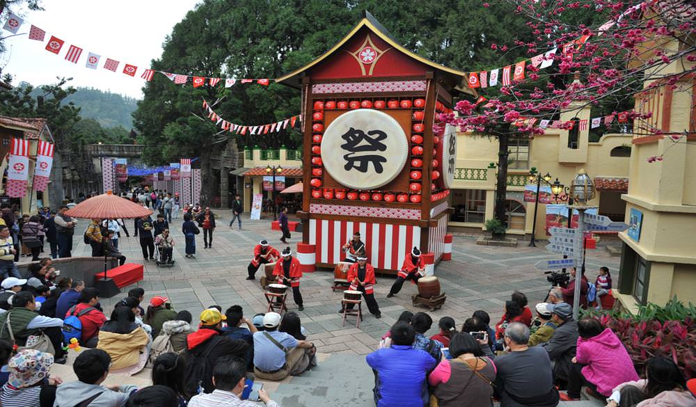 九族文化村,日月潭櫻花季,九族文化村櫻花祭,九族文化村櫻花季,台灣第一夜櫻,日月潭景點推薦,九族文化村交通方式 ,九族文化村門票,九族文化村賞櫻,南投日月潭,南投日月潭住宿,日月潭住宿推薦,南投民宿推薦,日月潭,南投景點推薦,櫻花景點,賞櫻,櫻花季,櫻花祭