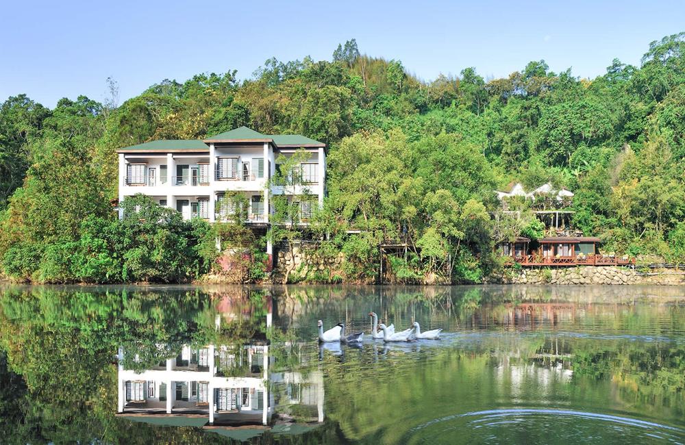 苗栗大湖湖畔花時間溫泉會館,泰安溫泉住宿,湖畔花時間,苗栗南庄住宿,苗栗住宿,苗栗親子住宿,苗栗民宿,苗栗溫泉,苗栗市 住宿,苗栗油桐花附近民宿,苗栗溫泉親子住宿