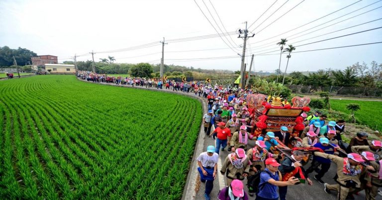 大甲媽祖繞境,大甲媽祖,大甲鎮瀾宮媽祖,大甲媽祖繞境禁忌,大甲媽祖繞境由來,大甲媽祖路線,大甲媽祖特色,大甲媽祖,大甲媽祖繞境, 大甲媽祖繞境由來,大甲媽祖繞境心得,大甲媽祖繞境意義,大甲媽祖繞境報名