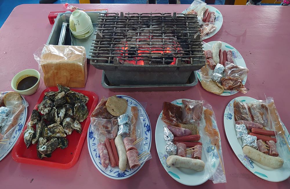 澎湖海洋牧場,澎湖自由行,澎湖行程,夜釣小管,海上皇宮,澎湖景點,牡蠣吃到飽,澎湖花火節