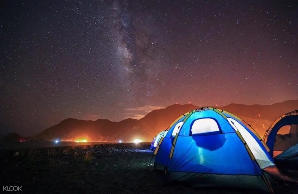 宜蘭露營推薦,東澳烏岩角透明獨木舟,一泊二食星空野營,星空野營,東澳露營,烏岩角海蝕洞獨木舟,東澳獨木舟,東澳露營,KLOOK,客路,免搭帳露營,星空露營,露營推薦 2021