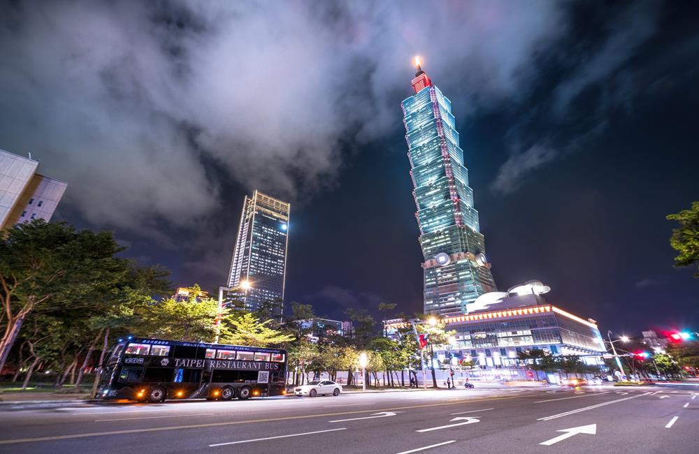 台北市雙層餐車,台北雙層餐車 預約,雙層觀光巴士,雙層觀光餐車,雙層餐車,台北,臺北市雙層餐車,行動餐車,台北寒舍艾美酒店,紅玉滿赤心雞蛋糕,觀光巴士,台北市雙層餐車官網,臺北雙層餐車,台北 雙 層 餐車 預約 KLOOK,台北 雙 層 餐車 預約 客路,觀光巴士,台北市雙層觀光餐車,台北市,台北市自由行,台北雙層觀光巴士