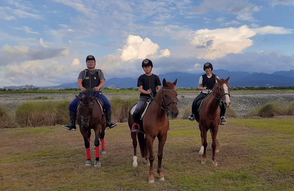 噶馬蘭馬術運動場,宜蘭,騎馬體驗