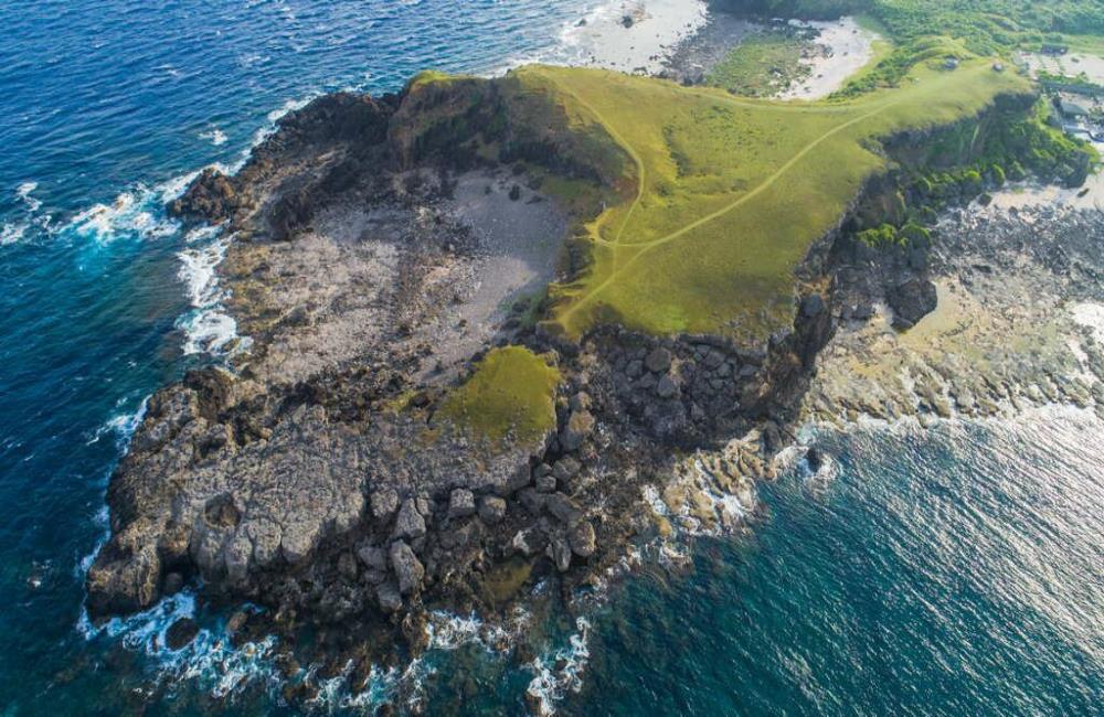 帆船鼻草原,綠島帆船鼻草原,綠島景點,綠島,綠島自由行,綠島套裝行程,綠島三天兩夜套裝行程,綠島秘境景點,綠島自由行套裝