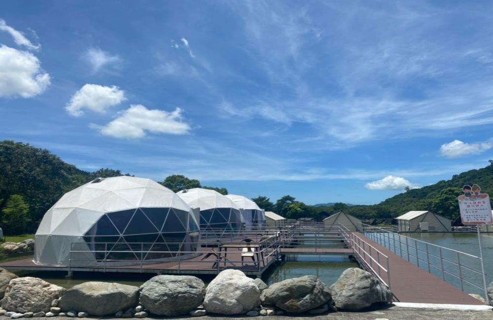 花蓮露營,鯉魚潭露營渡假村,山水谷豪華露營體驗,花蓮露營免裝備,花蓮露營區小木屋,花蓮露營區訂位,花蓮露營區推薦2022,花蓮露營雨棚,花蓮露營價格