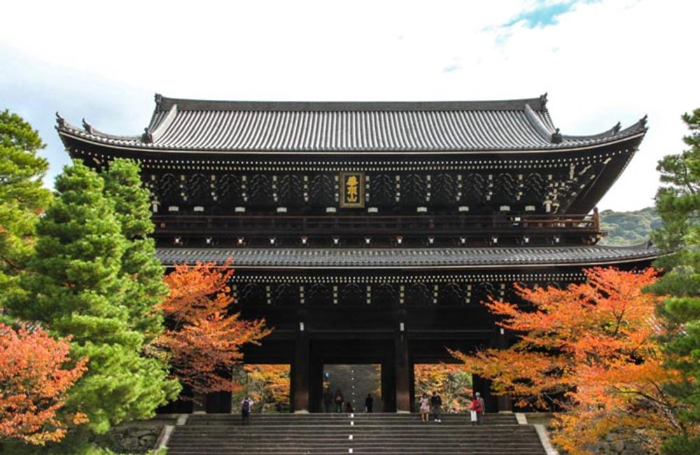 知恩院,知恩院鐘,京都,京都景點,京都自由行,京都特色,京都旅行,京都私房景點,京都遊記,京都神社,京都市,京都一日遊,京都廟宇,日本神社寺廟,京都世界遺產,寺廟,寺廟與神社,西本願寺,南禪寺