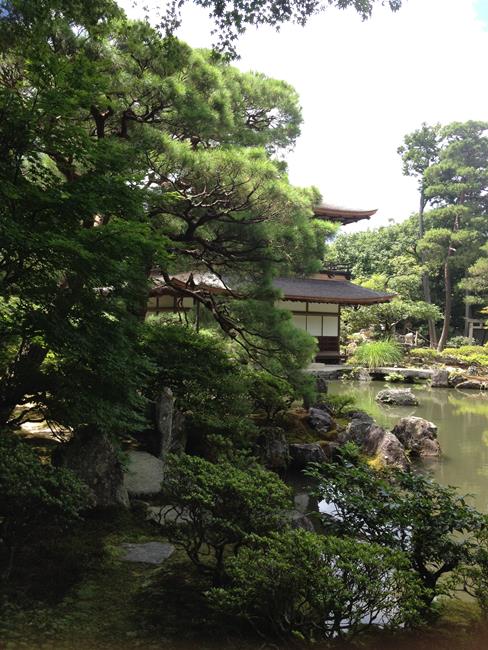 銀閣寺,慈照寺,龍安寺,銀閣寺門票,銀閣寺交通,銀閣寺枯山水,京都,京都景點,京都自由行,京都特色,京都旅行,京都私房景點,京都遊記,京都神社,京都市,京都一日遊,京都廟宇,日本神社寺廟,京都世界遺產,寺廟,寺廟與神社