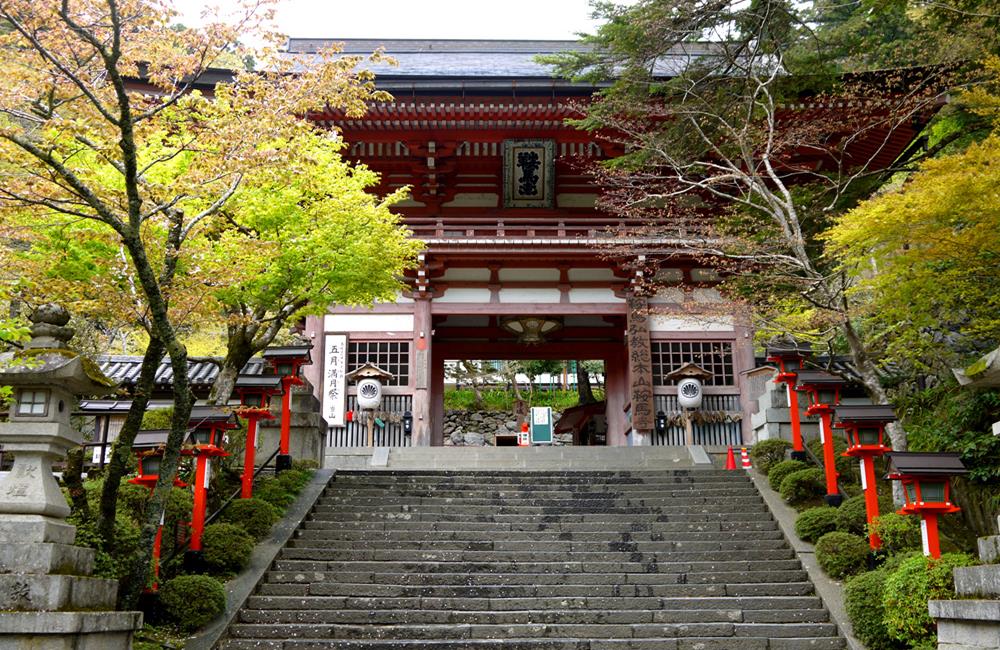 鞍馬寺,鞍馬山,鞍馬貴船,鞍馬寺天狗,鞍馬寺纜車,鞍馬山靈氣,鞍馬寺交通,京都,京都景點,京都自由行,京都特色,京都旅行,京都私房景點,京都遊記,京都神社,京都市,京都一日遊,京都廟宇,日本神社寺廟,京都世界遺產,寺廟,寺廟與神社