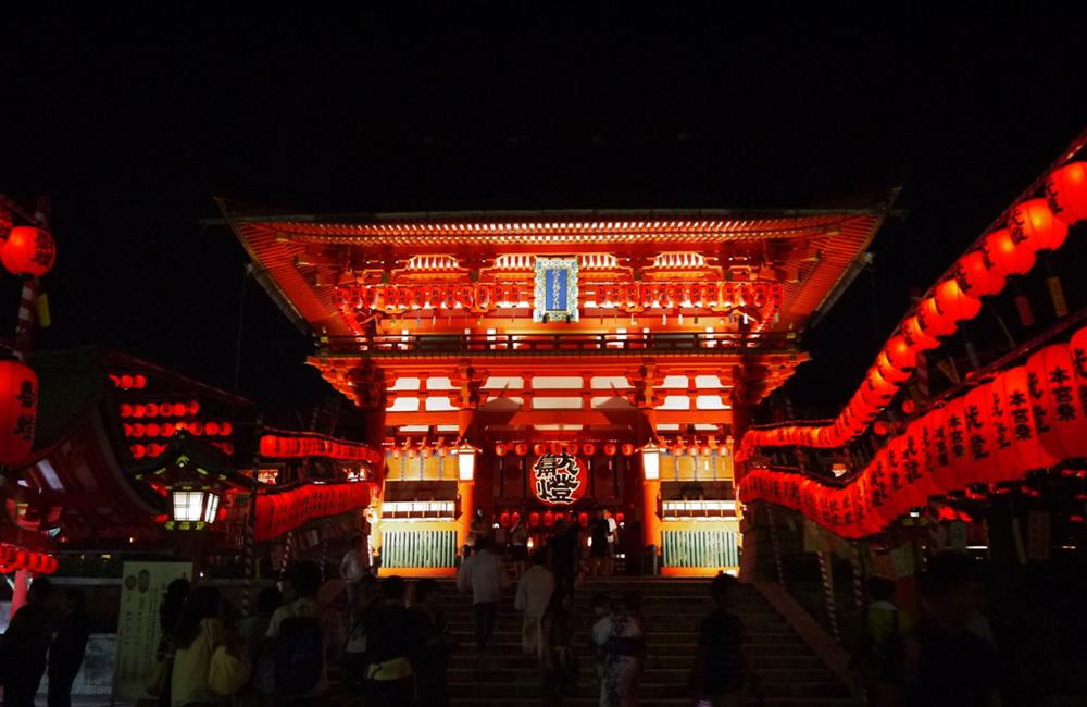 伏見稻荷大社,稻荷神社,伏見稻荷神社,稻荷神社狐狸,稻荷神社狐狸御守,稻荷神社故事,日本三大稻荷神社,伏見稻荷大社御守,伏見稻荷大社靈異,伏見稻荷神社狐狸,伏見稻荷大社介紹,京都,京都景點,京都自由行,京都神社,京都廟宇,日本神社寺廟,京都世界遺產,寺廟,寺廟與神社,日本三大神宮,京都一日遊,京都特色,京都旅行,京都私房景點