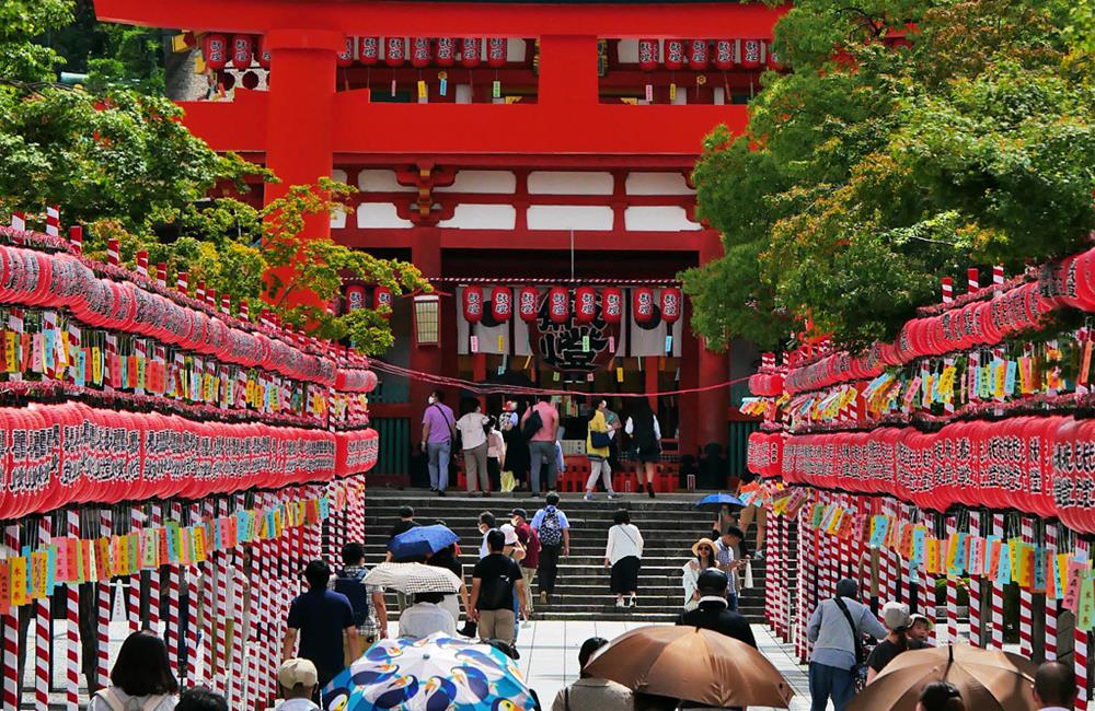 伏見稻荷大社,稻荷神社,伏見稻荷神社,稻荷神社狐狸,稻荷神社狐狸御守,稻荷神社故事,日本三大稻荷神社,伏見稻荷大社御守,伏見稻荷大社靈異,伏見稻荷神社狐狸,伏見稻荷大社介紹,京都,京都景點,京都自由行,京都神社,京都廟宇,日本神社寺廟,京都世界遺產,寺廟,寺廟與神社,日本三大神宮,京都一日遊,京都特色,京都旅行,京都私房景點