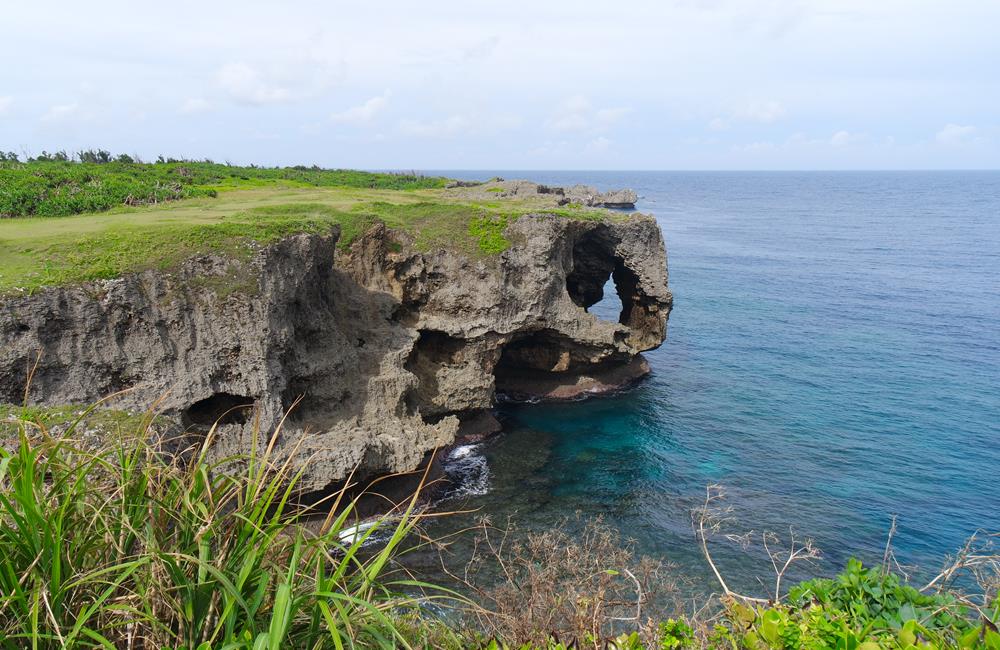 萬座毛,古宇利島,殘波岬燈塔,殘波岬,萬座溫泉,萬座毛傳說,萬座毛map code,萬座毛英文,沖繩,沖繩自由行,沖繩景點,沖繩自駕,沖繩三天兩夜,沖繩景點地圖