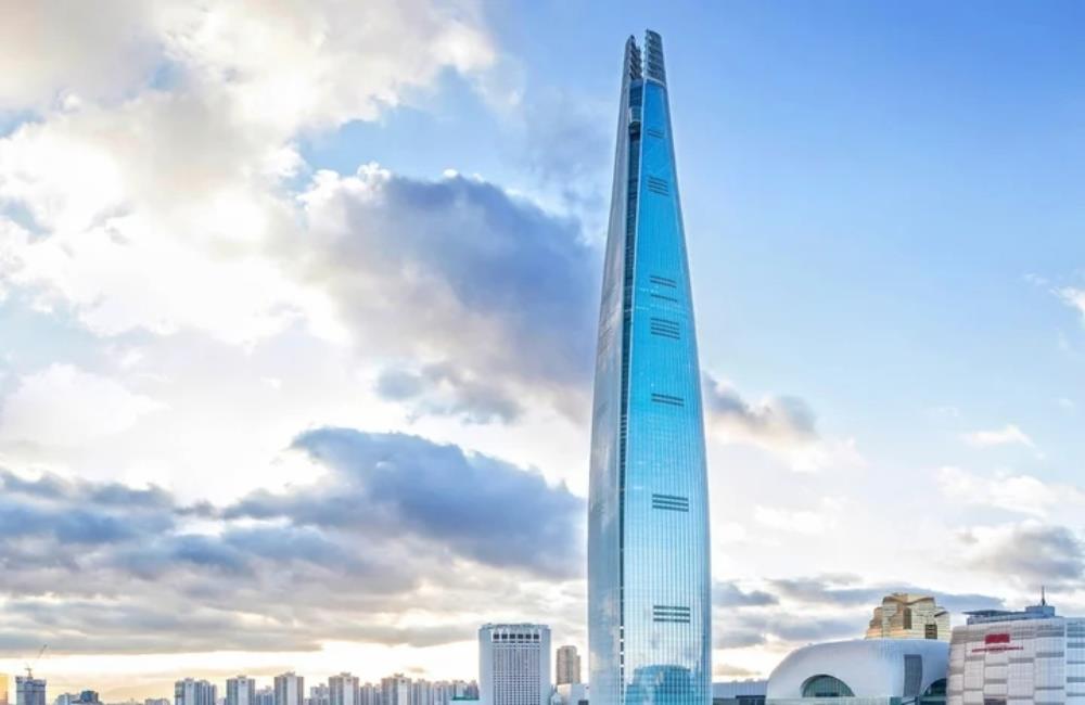 首爾樂天世界塔 Seoul Sky 觀景台門票,首爾樂天世界塔,Seoul Sky 觀景台,樂天世界塔門票,樂天世界,樂天世界門票,樂天世界介紹,樂天世界地圖,樂天世界攻略,樂天世界附近景點,樂天世界必玩,樂天世界快速通關,首爾,首爾自由行,首爾景點,首爾旅遊,韓國打卡景點,韓國景點推薦,首爾地鐵景點,首爾景點通行證,首爾樂天世界,韓國樂天