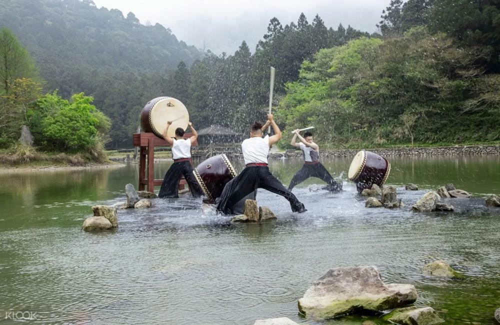 十鼓擊樂團,池中劍,明池水劇場,池中劍II-英雄會,明池山莊,明池國家森林遊樂區,明池,池中劍,明池近期活動,十鼓擊樂團,十鼓擊樂團成員,十鼓擊樂團介紹,十鼓擊樂團表演,十鼓擊樂團表演時間,十鼓擊樂團,池中劍,明池,池中劍門票,宜蘭,水劇場鼓樂劇,池中劍門票,明池,明池森林遊樂區,明池池中劍,力麗觀光,力麗明池