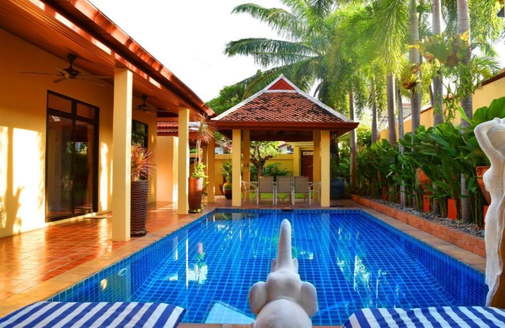 4 Bed Villa Private Pool and BBQ Jomtien Beach,588平方米4臥室別墅,中天海灘的4臥室別墅,芭達雅住宿推薦,芭提雅villa 2023,芭堤雅villa,芭達雅villa推薦,芭達雅villa 住宿,芭達雅飯店,芭達雅,芭提雅pool villa,芭達雅包棟,芭達雅住宿,芭達雅飯店 排名,芭達雅飯店 游泳池,芭達雅飯店 地址,芭達雅飯店,芭達雅villa,芭達雅親子飯店,芭達雅海灘飯店,芭達雅景點,芭達雅海灘,泰國芭達雅自由行,芭達雅旅遊,芭達雅自由行,芭達雅pool villa,芭堤雅,芭達雅villa 2023,芭達雅villa