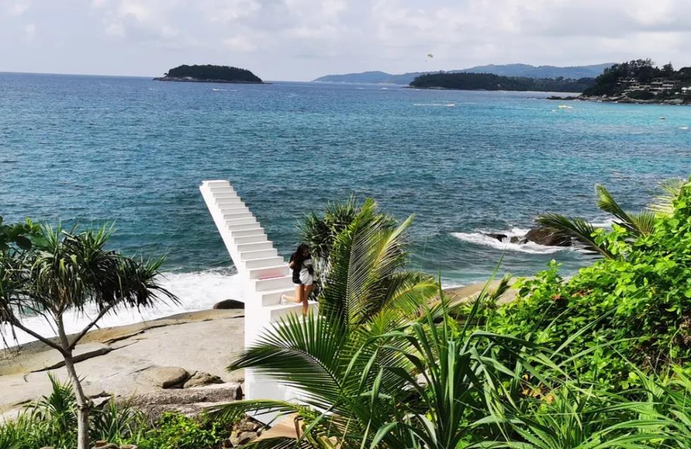 普吉島巨石海灘鞦韆,Phuket Rock Beach Swing,普吉島景點,普吉島景點推薦,泰國 普吉島景點,普吉島自由行,普吉島景點,普吉島四天三夜,普吉島,普吉島行程,普吉島,普吉島旅遊,泰國,泰國普吉島