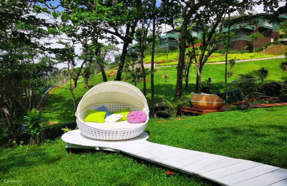 普吉島巨石海灘鞦韆,Phuket Rock Beach Swing,普吉島景點,普吉島景點推薦,泰國 普吉島景點,普吉島自由行,普吉島景點,普吉島四天三夜,普吉島,普吉島行程,普吉島,普吉島旅遊,泰國,泰國普吉島