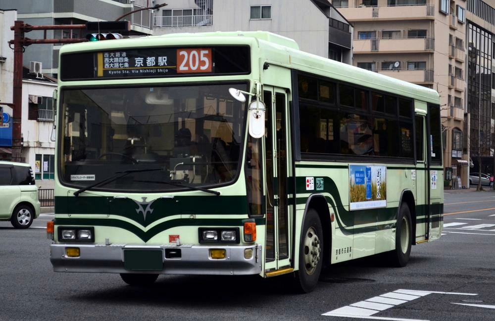 日本自由行,大型行李,大型行李寄送,大型行李托運,京都市,京都巴士,京都車站 行李寄放,空手觀光,京都車站,京都車站寄放行李費用,京都車站寄放行李,京都車站免費寄放行李,京都車站置物櫃尺寸,京都車站行李寄放,京都車站寄放行李大小,京都車站寄行李到大阪,祇園四條行李寄放,京都,日本,京都自由行,ecbo cloak,Airporter