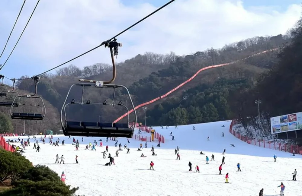 洪川大明維瓦爾第度假村,Vivaldi Park Ski World,vivaldipark,vivaldipark hotel,vivaldi park korea,vivaldipark 滑雪,洪川大明維瓦爾第度假村,洪川大明維瓦爾第度假村冰雪王國滑雪場,洪川大明維瓦爾第度假村冰雪王國,洪川大明維瓦爾第度假村滑雪,維瓦爾第度假村冰雪王國滑雪場,維瓦爾第度假村,洪川大明sono滑雪度假村,韓國滑雪團,韓國滑雪渡假村,韓國滑雪行程,韓國滑雪推薦,韓國滑雪推薦,韓國滑雪兩天一夜,滑雪團 韓國