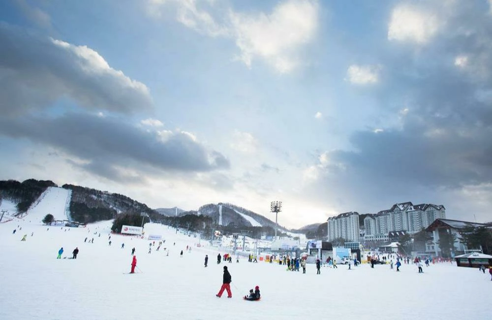 龍平度假村滑雪場,龍平度假村滑雪場 交通,Yongpyong Ski Resort,龍平度假村,龍平度假村滑雪場,龍平度假村 住宿,龍平度假村 交通,龍平度假村 首爾,龍平度假村 水上樂園,龍平度假村 旅遊,龍平度假村 滑雪,mona yongpyong resort,mona yongpyong tower condominium,mona yongpyong - ski resort,mona yongpyong hotel,韓國滑雪團,韓國滑雪渡假村,韓國滑雪行程,韓國滑雪推薦,韓國滑雪推薦,韓國滑雪兩天一夜,滑雪團 韓國