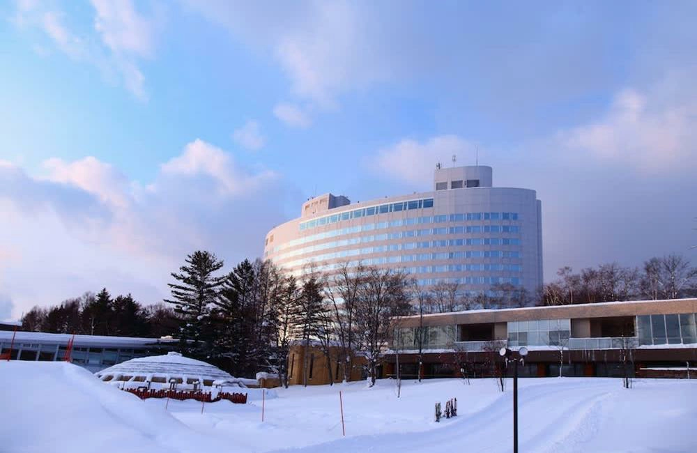 富良野滑雪場,Furano ski resort,王子滑雪度假中心,富良野 王子滑雪度假中心,富良野滑雪場,富良野滑雪場 住宿,富良野滑雪場交通,富良野滑雪場門票,富良野滑雪場 教練,富良野滑雪場雪票,富良野滑雪場地圖,Shin Furano Prince Hotel,新富良野王子大飯店,Furano Prince Hotel,富良野王子大飯店,shin furano prince hotel,shin furano prince hotel snow resort,新富良野王子大飯店,富良野王子大飯店,富良野王子大飯店 北海道