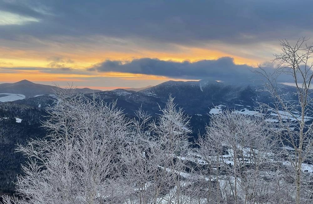 雲海平台,雲海平台交通,雲海平台 北海道,星野渡假村 雲海平台,星野度假村tomamu 雲海平台,星野雲海平台,北海道雲海平台,霧冰平台,Tomamu the Tower,RISONARE Tomamu,北海道星野度假村,星野度假村北海道,星野北海道,星野集團,星野度假村tomamu,星野 度假村 雪具,北海道星野滑雪費用,星野 度假村 夜 滑,北海道星野 度假村 冬天,星野tomamu度假村,北海道 星野滑雪團