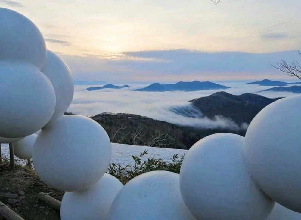 雲海平台,雲海平台交通,雲海平台 北海道,星野渡假村 雲海平台,星野度假村tomamu 雲海平台,星野雲海平台,北海道雲海平台,霧冰平台,Tomamu the Tower,RISONARE Tomamu,北海道星野度假村,星野度假村北海道,星野北海道,星野集團,星野度假村tomamu,星野 度假村 雪具,北海道星野滑雪費用,星野 度假村 夜 滑,北海道星野 度假村 冬天,星野tomamu度假村,北海道 星野滑雪團